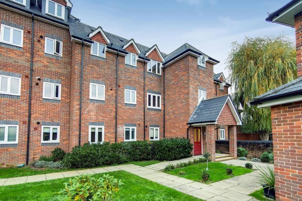 Apartament Wimbledon With Parking