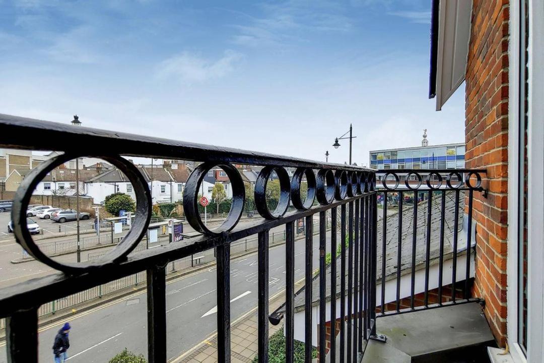 Wimbledon With Parking Appartamento